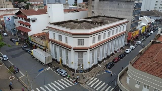 Imóvel comercial em leilão — na Pça. Toledo de Barros, 120, Centro, Limeira - SP, Limeira/SP